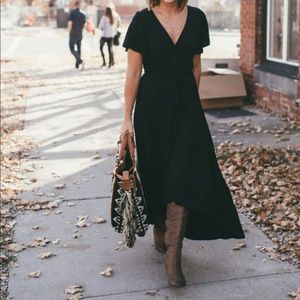 Adorable black short sleeve West Kei maxi dress. Ties around waist, size small